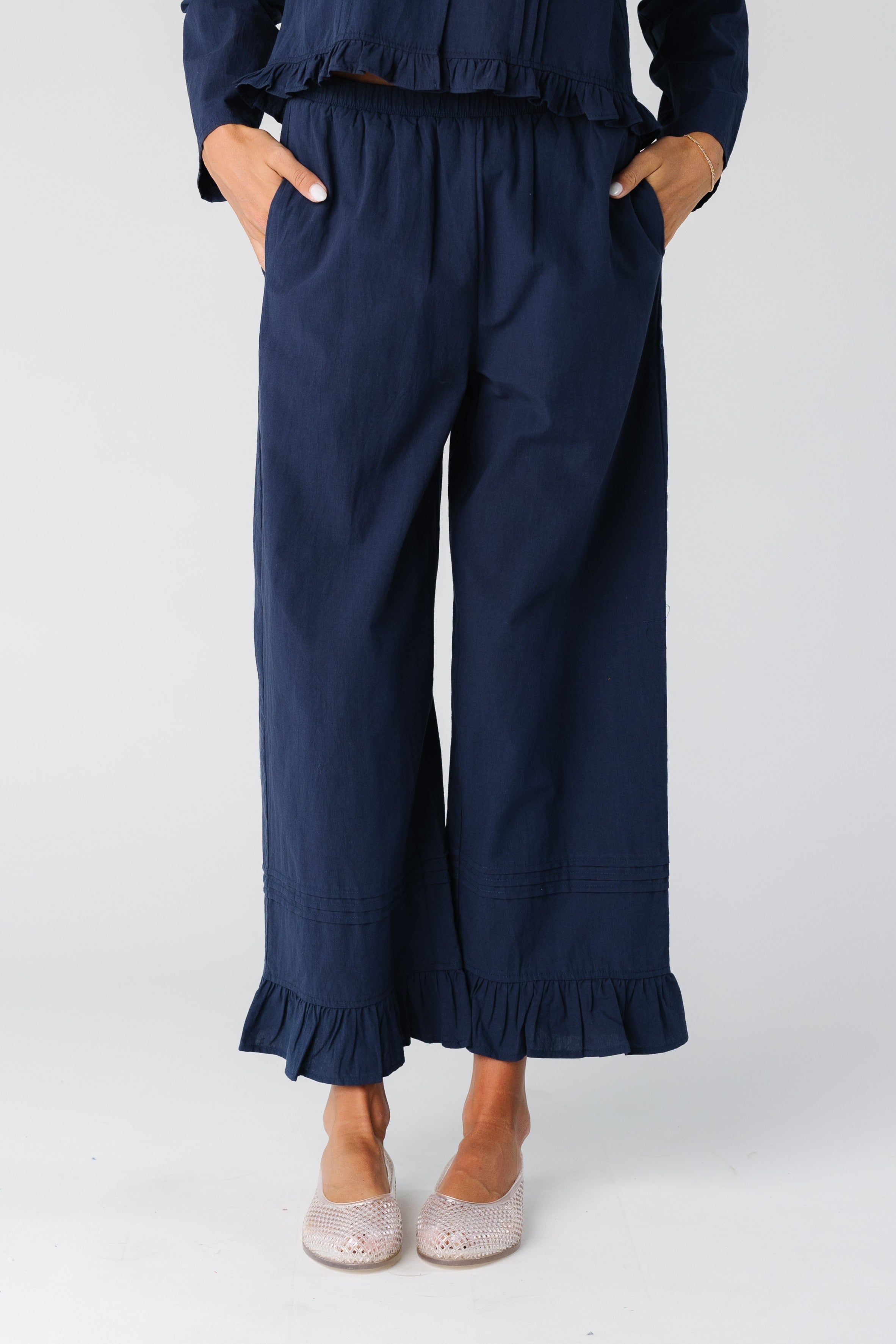 Hose mit Rüschensaum nach Mitternacht